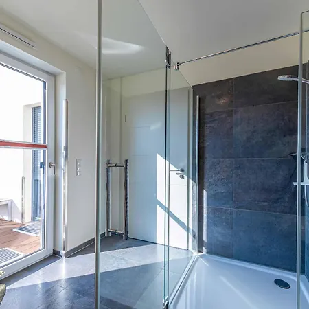 5 Sterne Apartment Anastasia In Der Hafenresidenz - Sauna Und Seeblick
